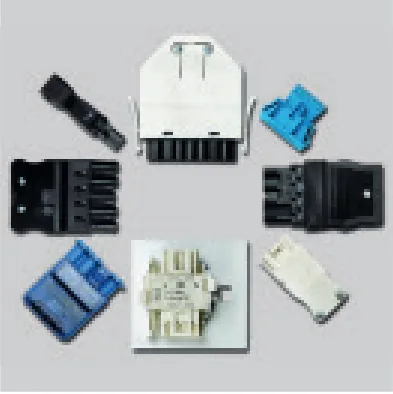Custom configuration connector arrangement
