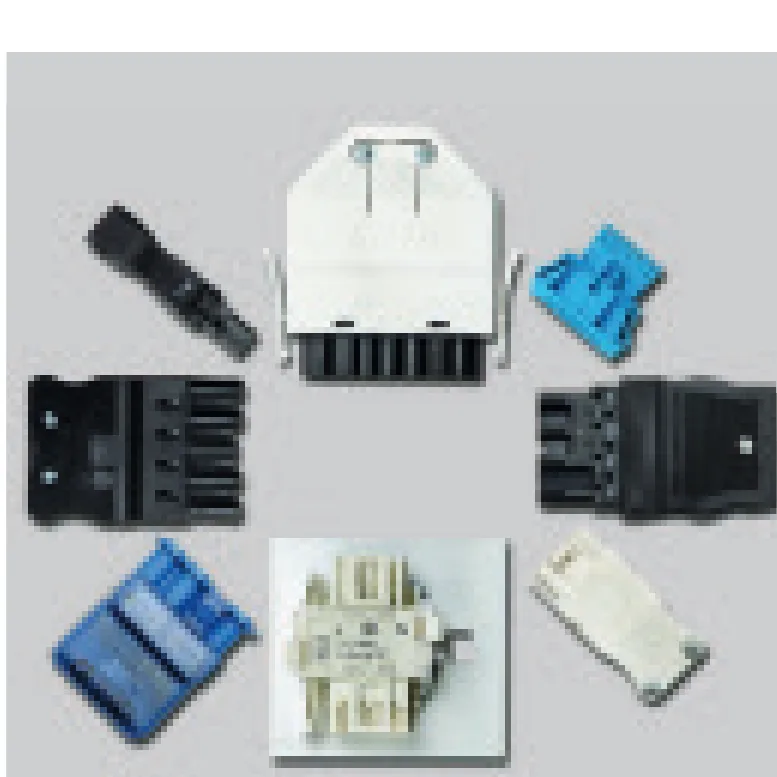 Custom configuration connector arrangement