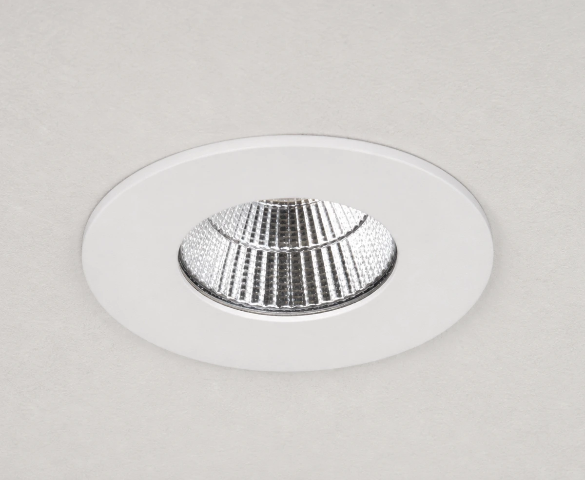 Optix shown in a commercial lighting application