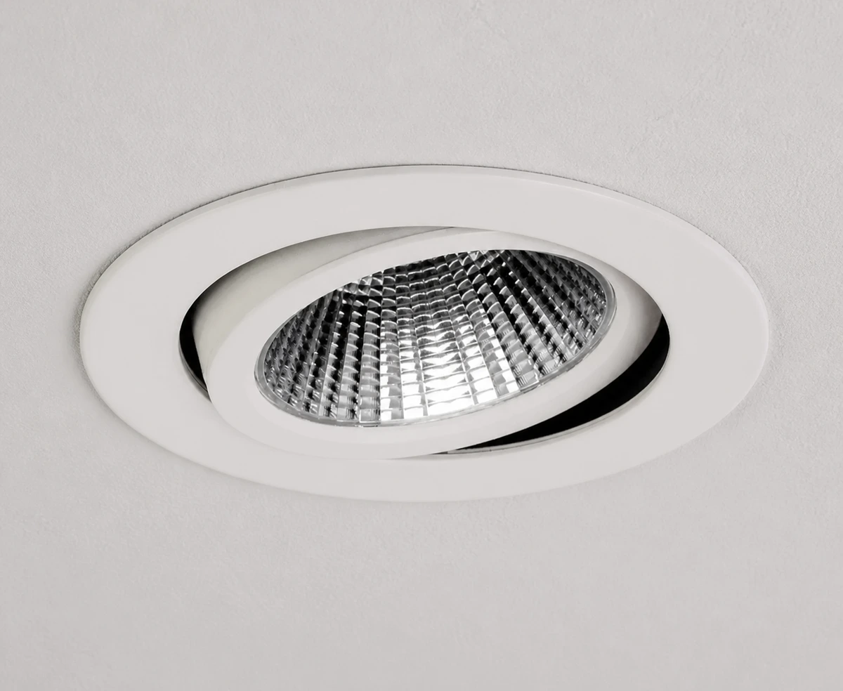 Twist shown in a commercial lighting application