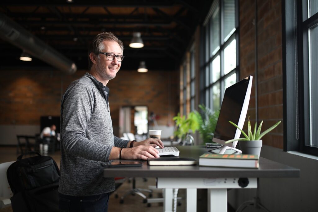 office desk, man, business, workplace, workspace, desktop, office desk, business, business, business, business, business, workplace, workplace-6952919.jpg